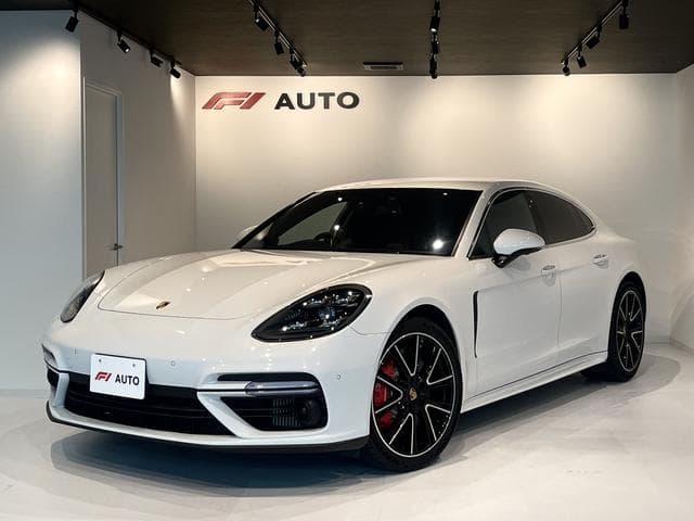 Porsche Panamera Turbo Goo-net stock photo 01